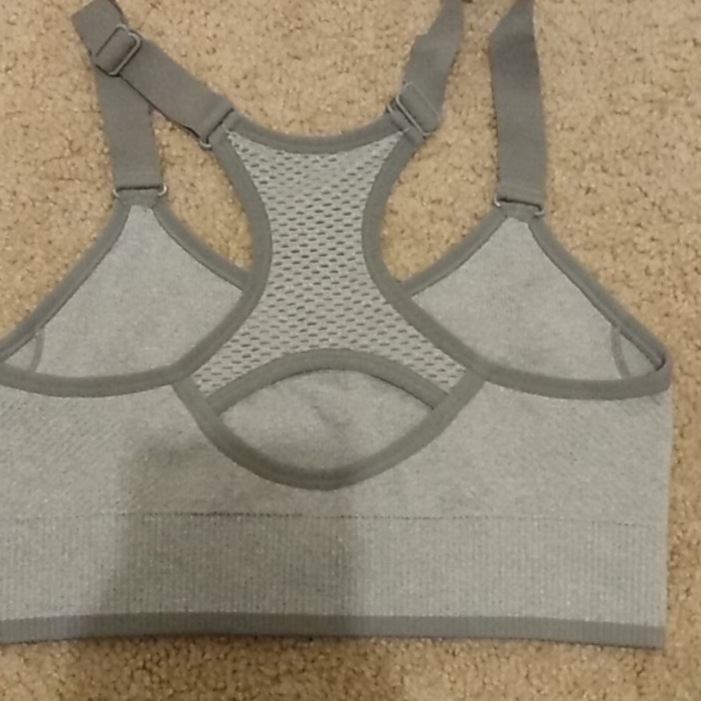 Bra - Picture 2 of 2